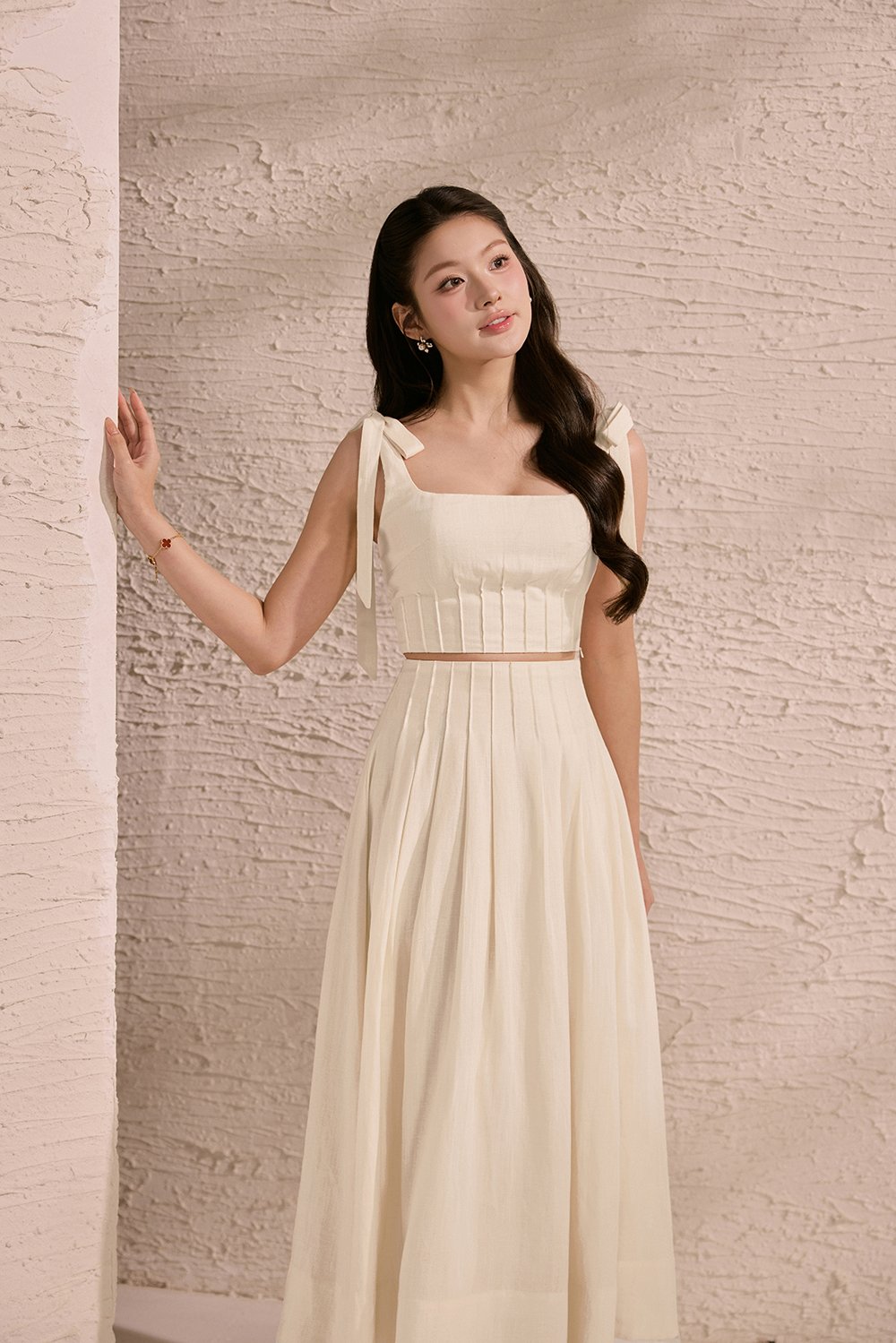Beth High Waist Pintuck Midi Skirt in Buttercream