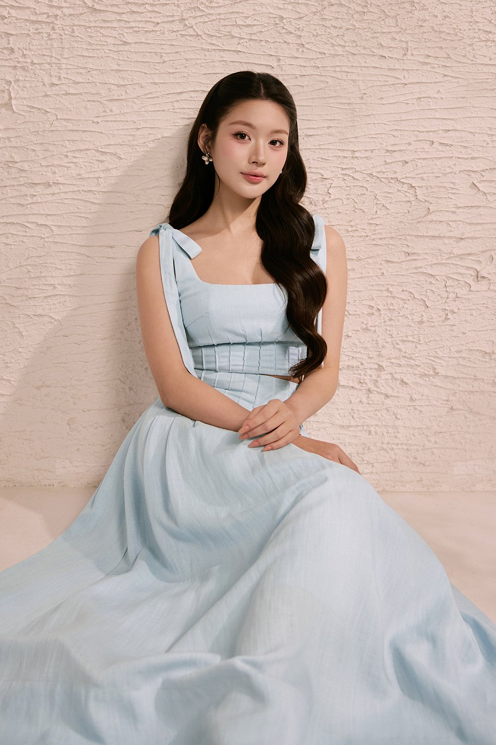 Beth High Waist Pintuck Midi Skirt in Tiffany Blue