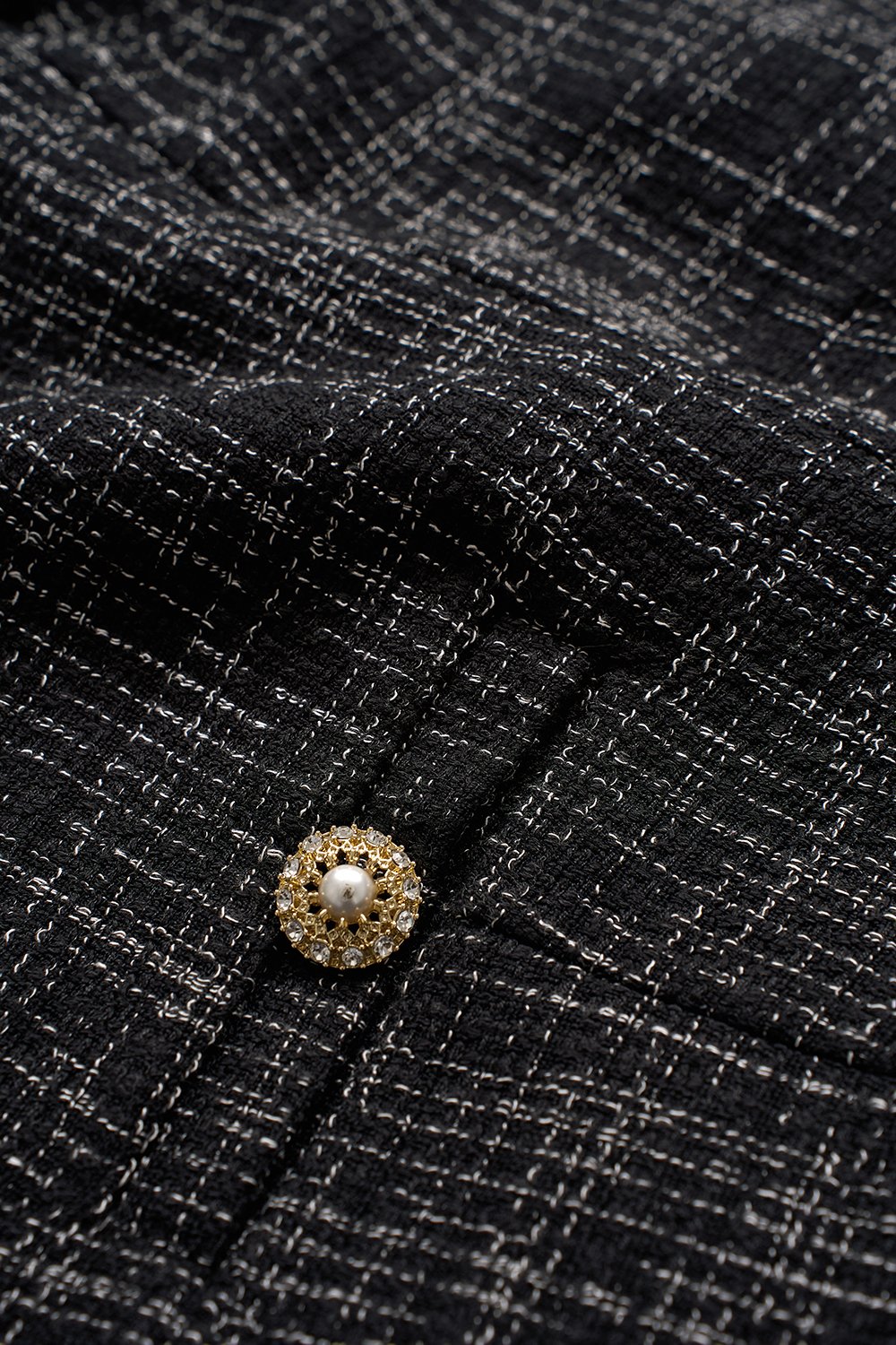 Leonor High Waist Shorts in Black