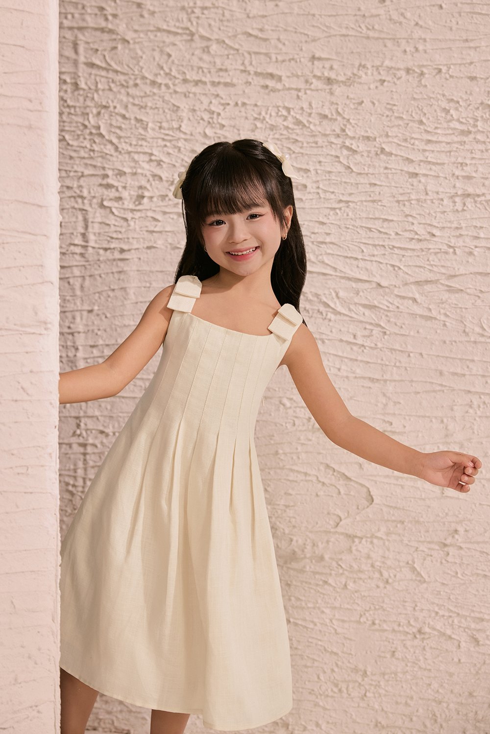 Little Beth Ribbon Straps Pleated Dress in Buttercream