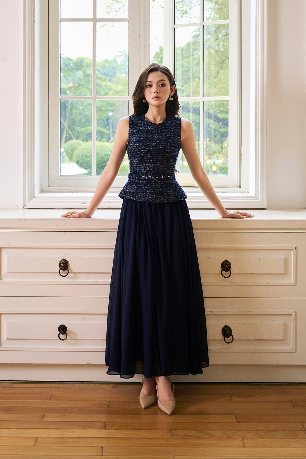 Liz Padded Contrast Maxi Dress in Midnight Blue