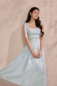 Beth Padded Removable Ribbon Pintuck Crop Top in Tiffany Blue