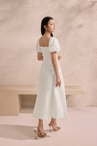 Loretta Padded Sweetheart Puff Sleeves Ruched Midaxi Dress in Iconic White