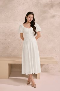 Loretta Padded Sweetheart Puff Sleeves Ruched Midaxi Dress in Iconic White