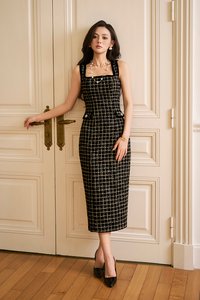 Tressa Padded Square Neck Midi Dress in Black