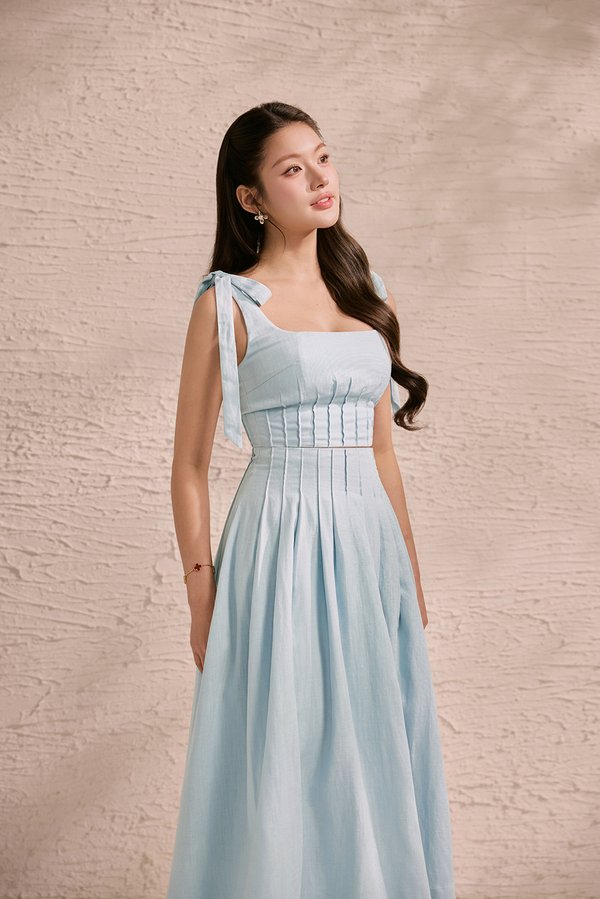 Beth Padded Removable Ribbon Pintuck Crop Top in Tiffany Blue