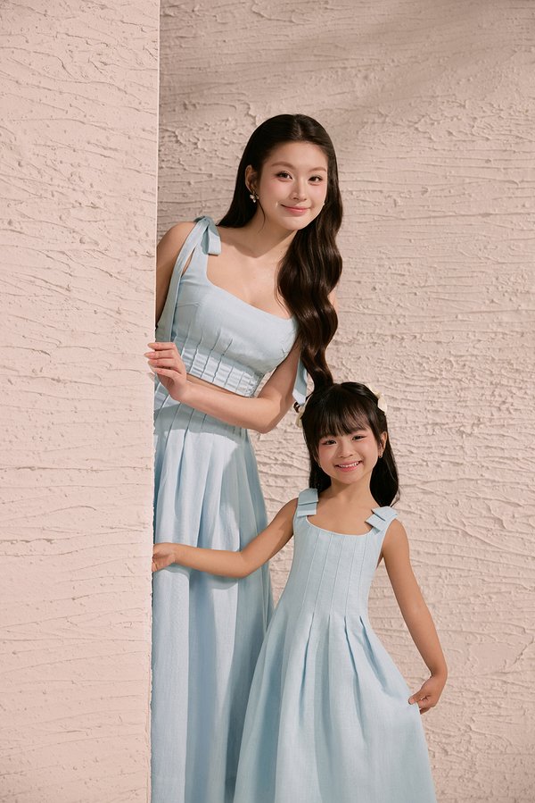 Little Beth Ribbon Straps Pleated Dress in Tiffany Blue