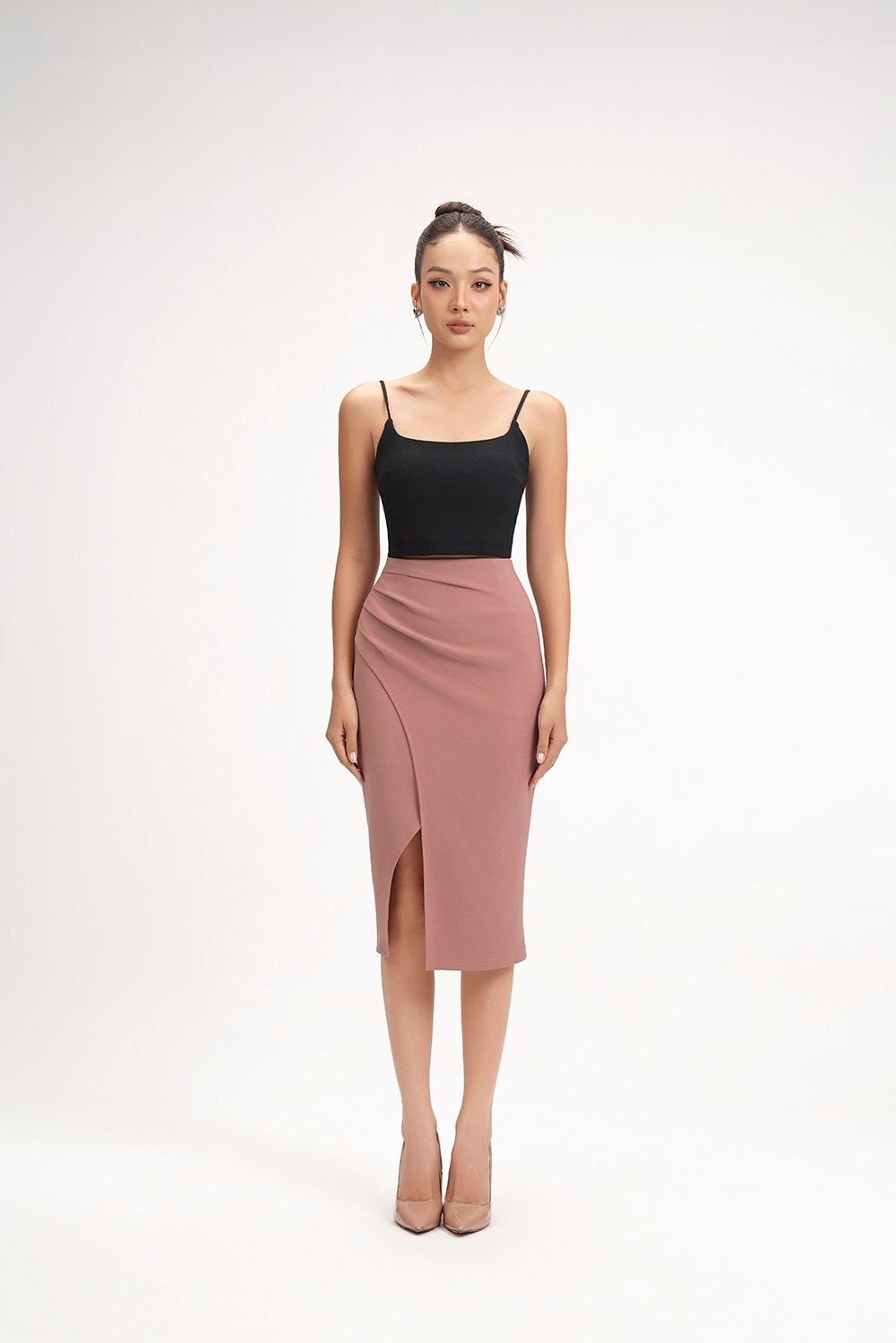 Clea Spaghetti Padded Crop Top in Classic Black