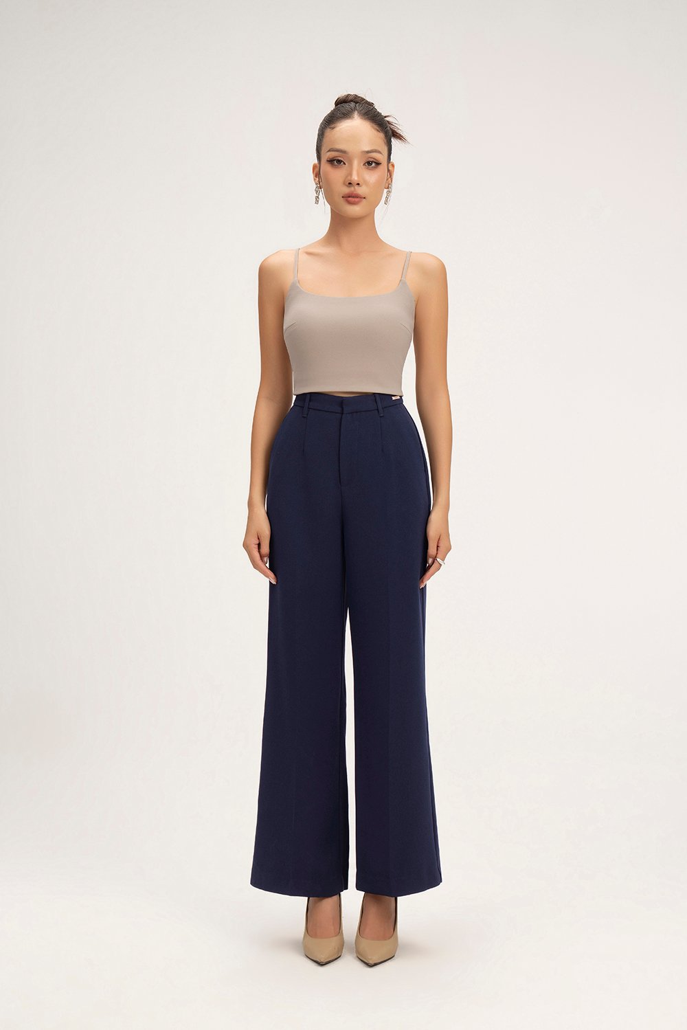 Clea Spaghetti Padded Crop Top in Stone
