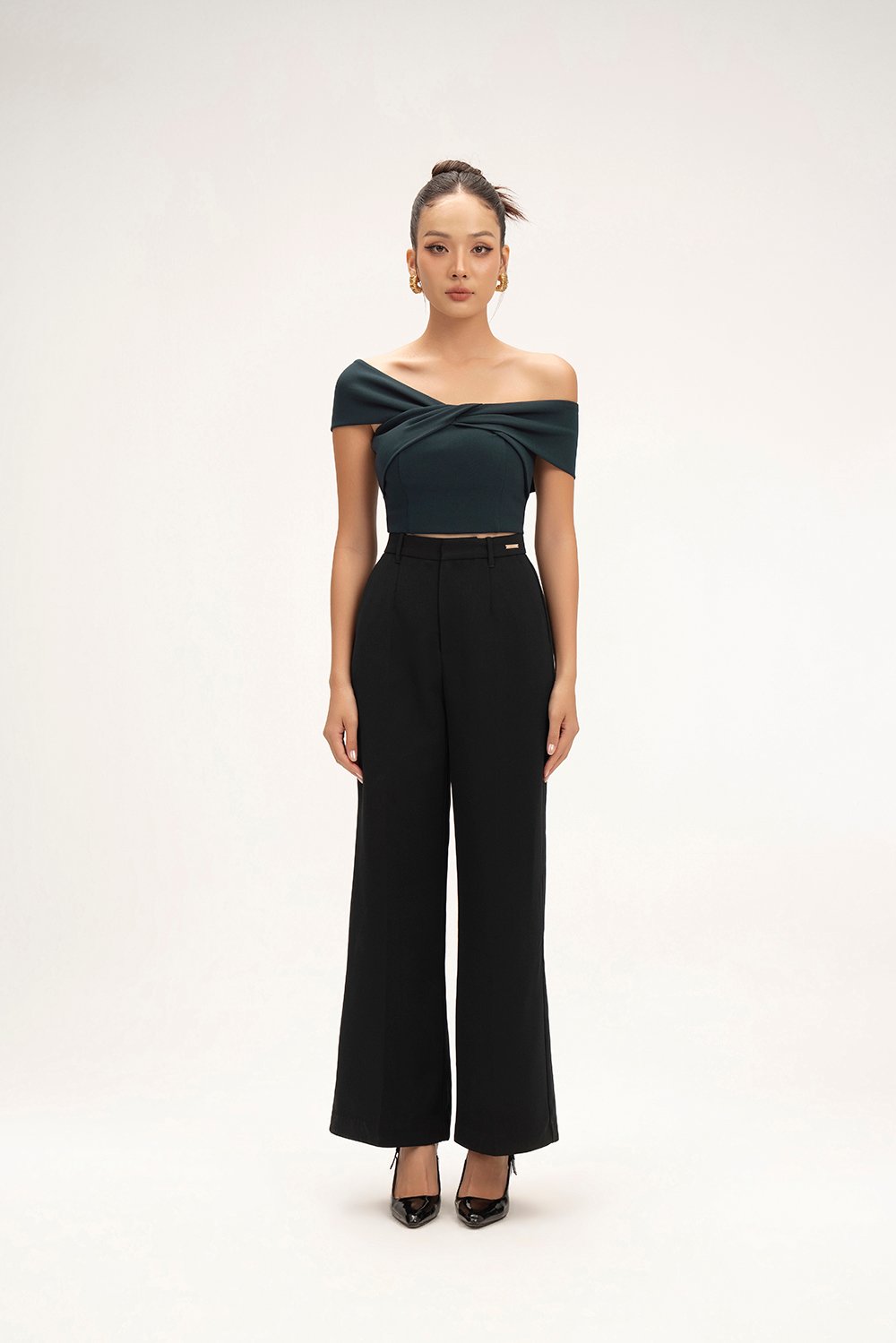 Laken Straight Pants in Classic Black