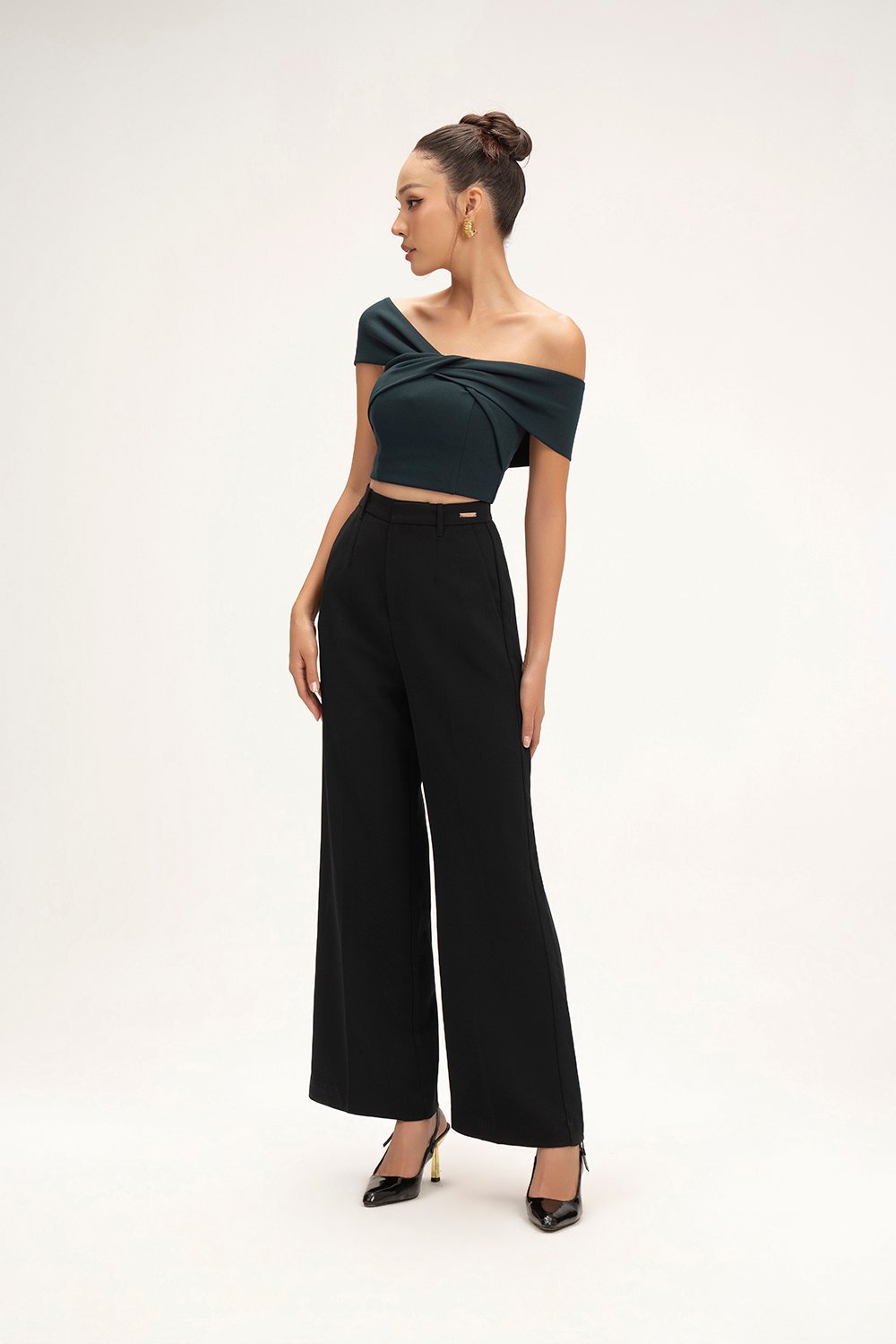 Laken Straight Pants in Classic Black