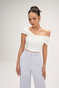 Elaine Padded Asymmetrical Twist Top in Iconic White