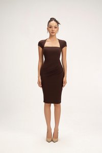 Nessa Padded Cap Sleeves Ruched Dress in Chocolate