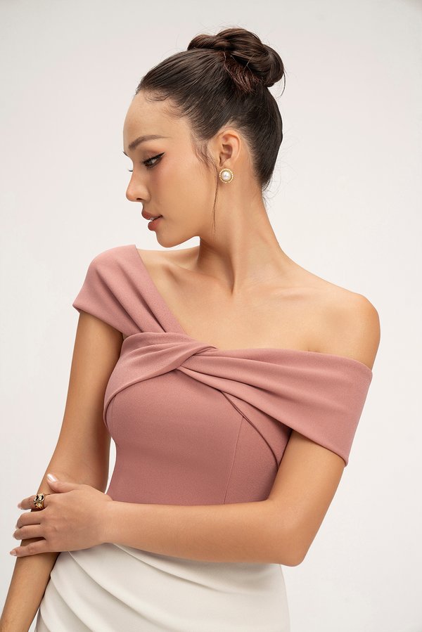 Elaine Padded Asymmetrical Twist Top in Dusty Rose