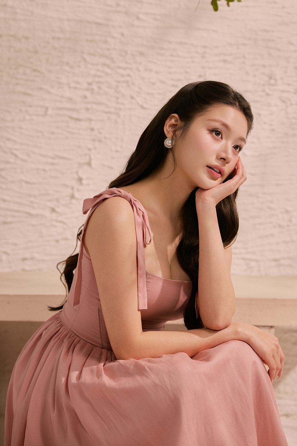 Helia Padded Ribbon Straps Midi Dress in Rose Bud