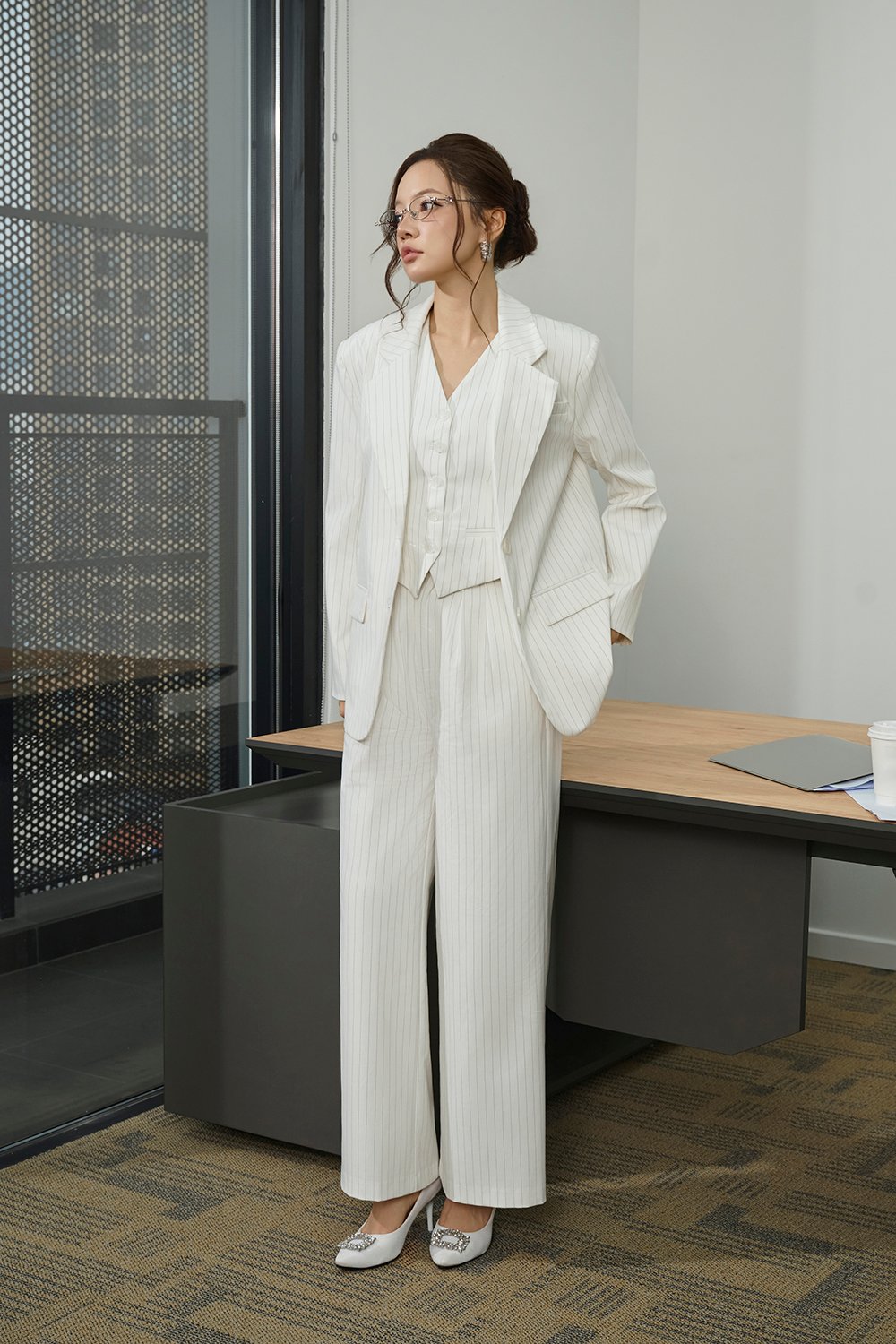 Jodin High Waist Pinstripe Pleated Wide Pants in Iconic White Pinstripe