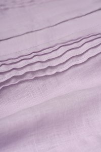 Riven V-Waist Puff Sleeves Pintuck Top in Lavender