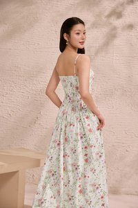 Sylvia Padded Strappy Flare V-Waist Maxi Dress in Rosewater Meadow