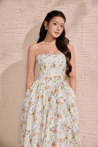 Sylvia Padded Strappy Flare V-Waist Maxi Dress in Sunrise Meadow