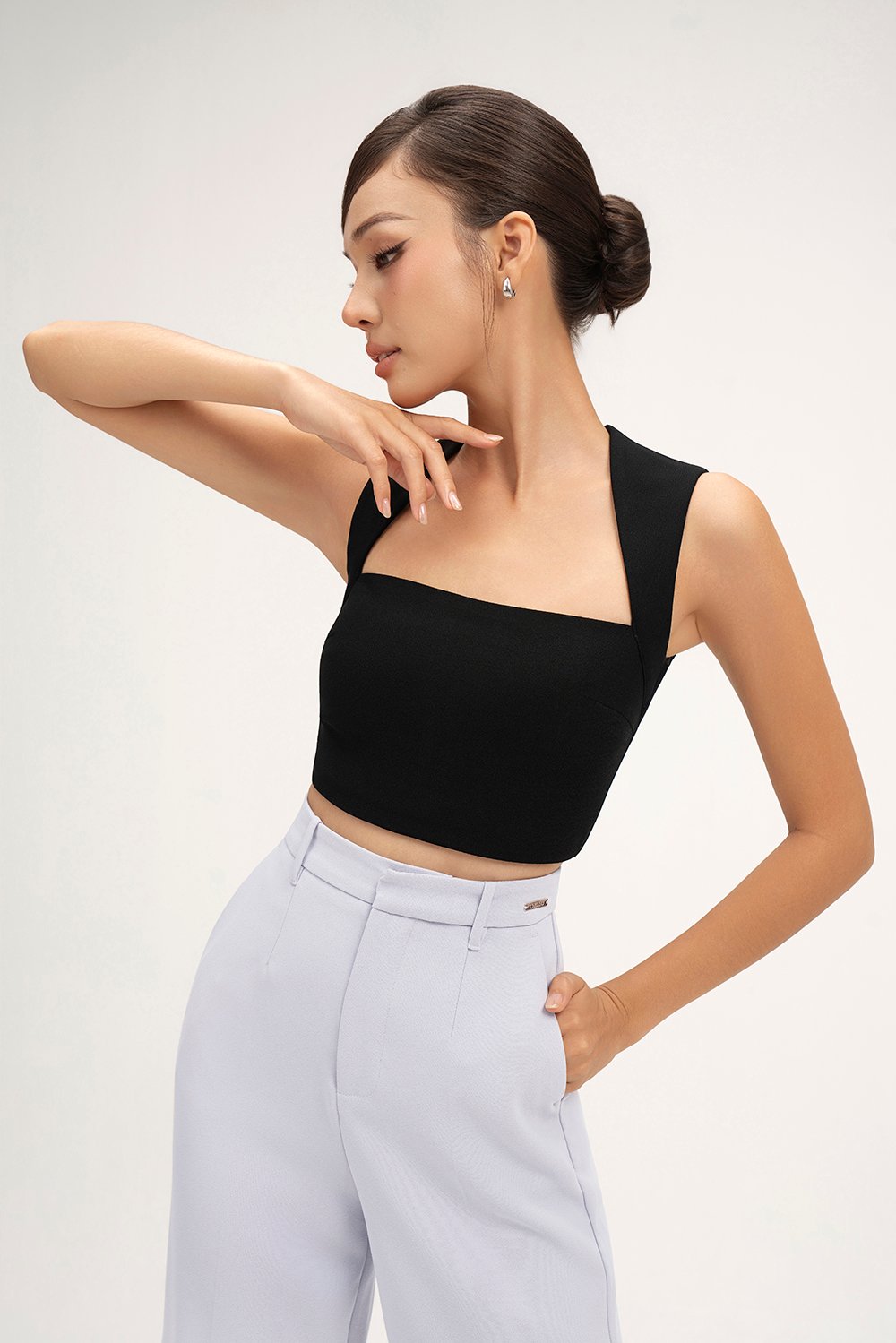 Ashlynn Padded Queen Anne Top in Classic Black