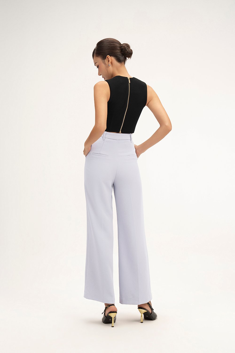 Ashlynn Padded Queen Anne Top in Classic Black