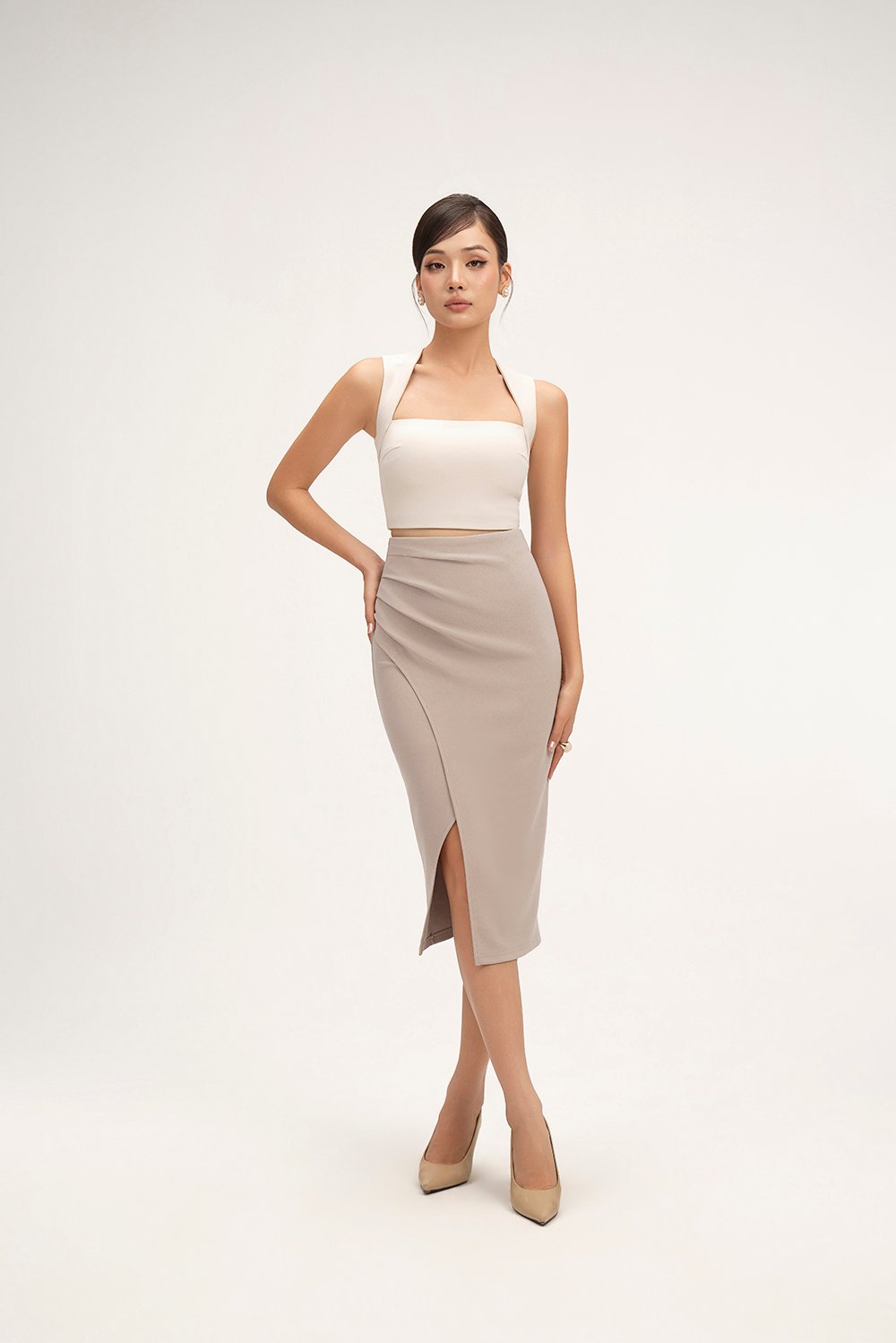Ashlynn Padded Queen Anne Top in Ivory