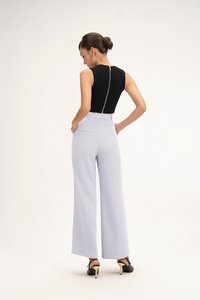 Ashlynn Padded Queen Anne Top in Classic Black