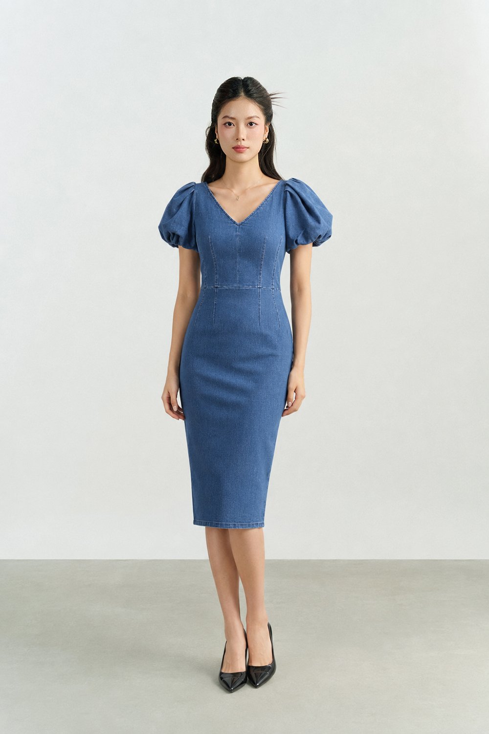 Beatrice V-Neckline Puff Sleeves Pencil Denim Dress in Classic Denim