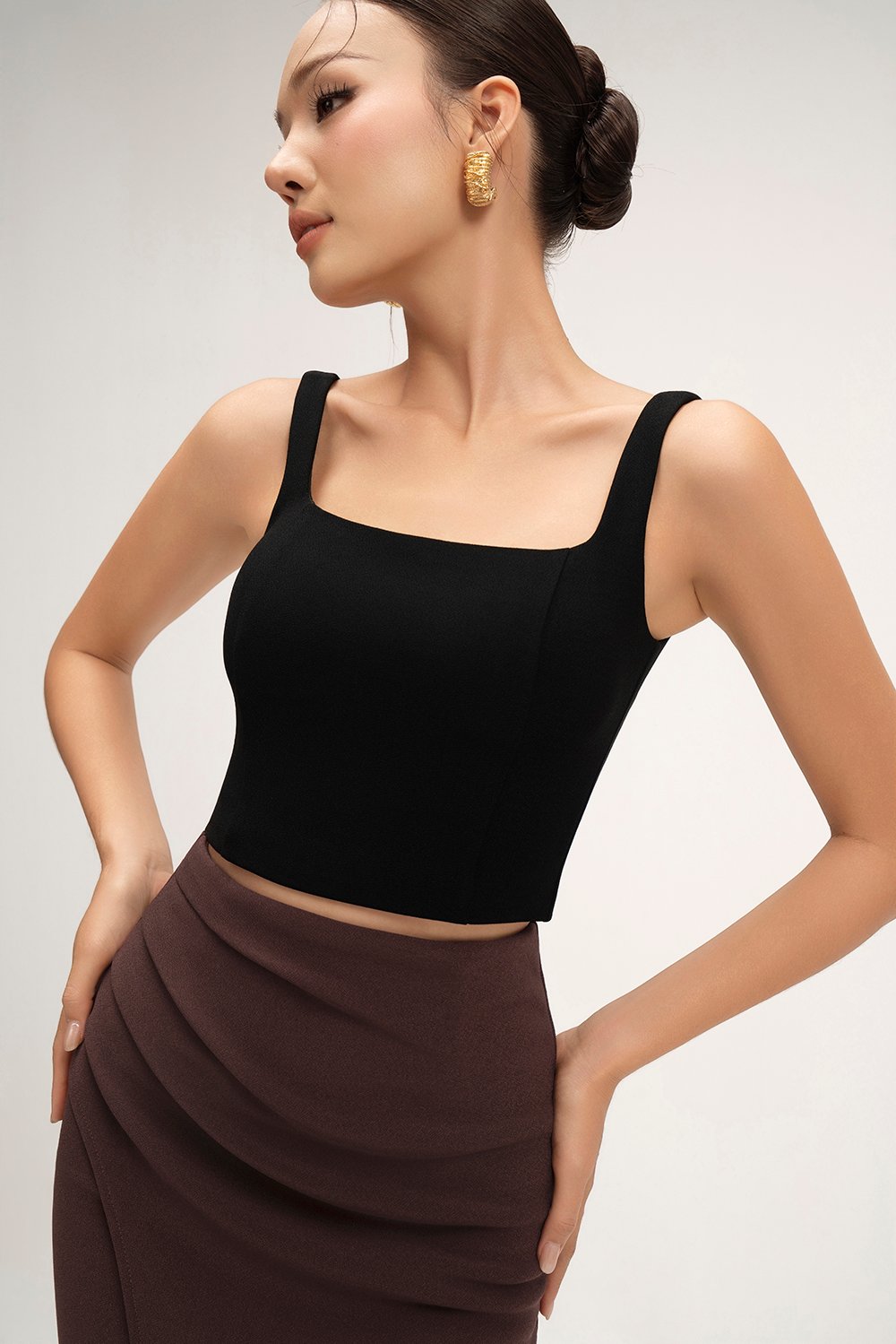 Sienne Padded Square Neck Crop Top in Classic Black