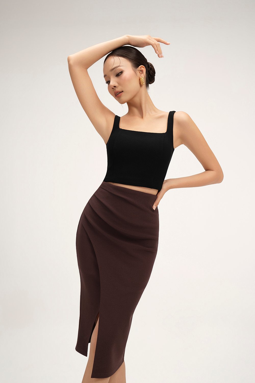 Sienne Padded Square Neck Crop Top in Classic Black