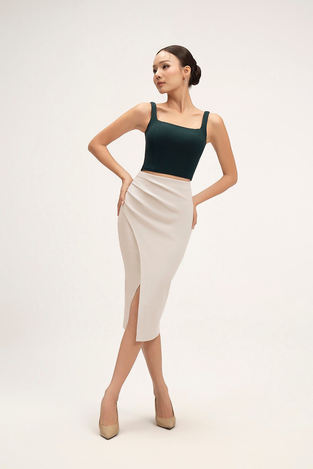 Sienne Padded Square Neck Crop Top in Emerald Green