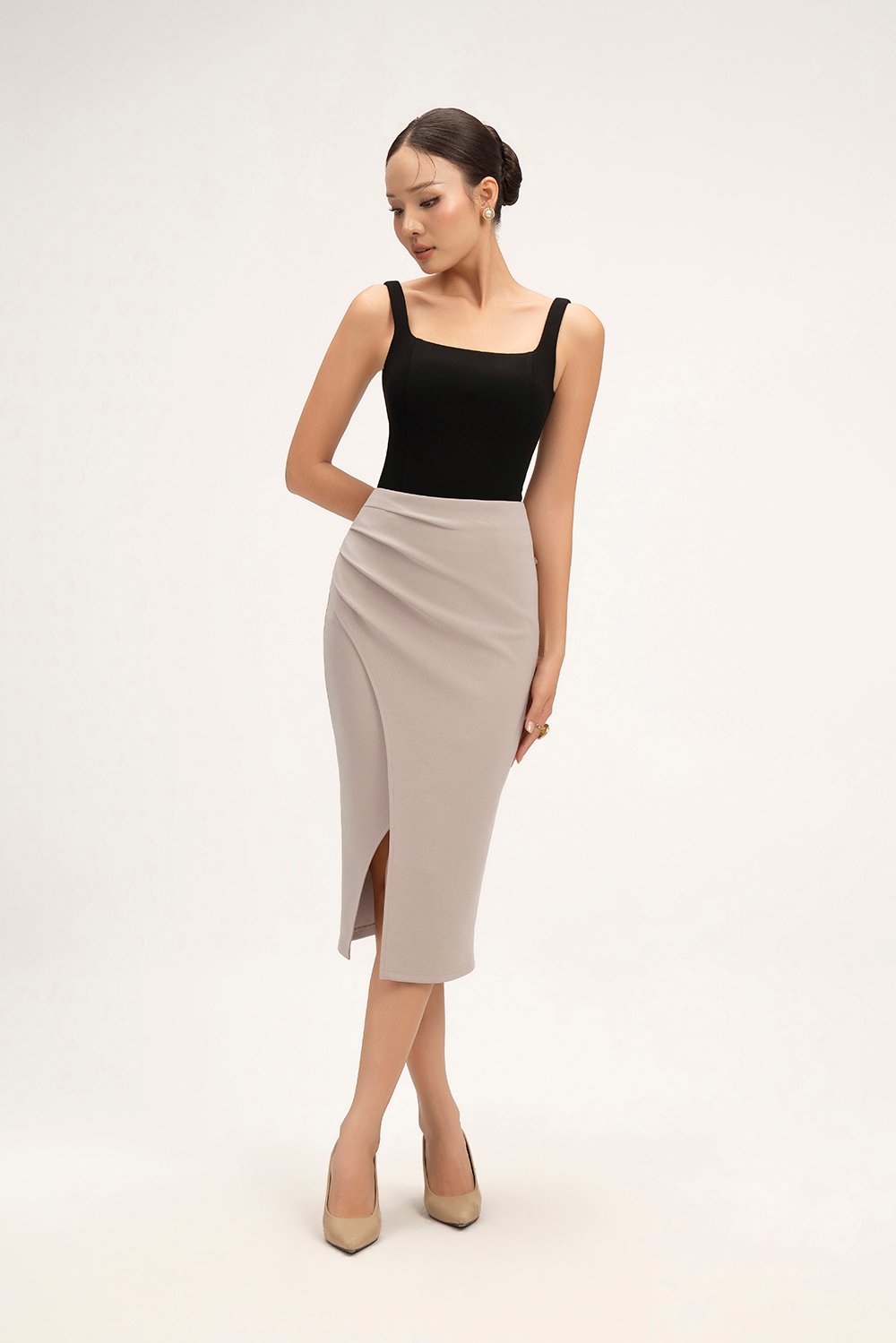 Sienne Padded Square Neck Regular Top in Classic Black