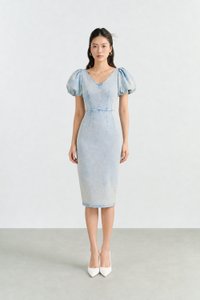 Beatrice V-Neckline Puff Sleeves Pencil Denim Dress in Light Wash