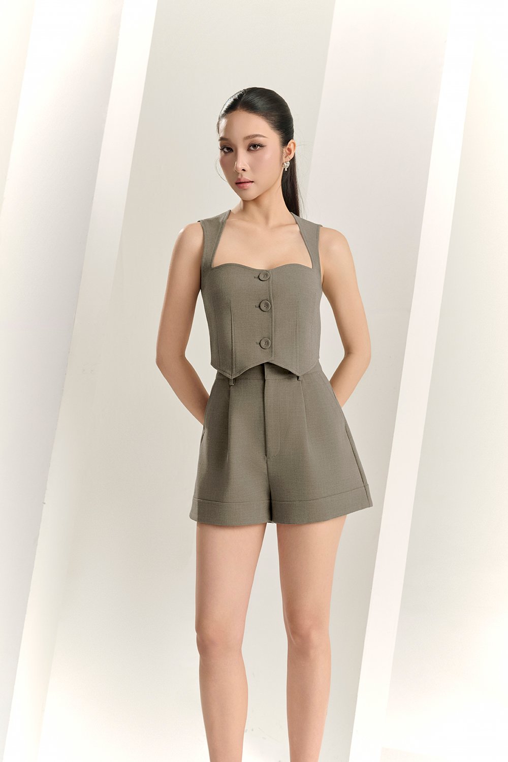 Jayne Broad Hem High Waisted Shorts in Smokey Olive