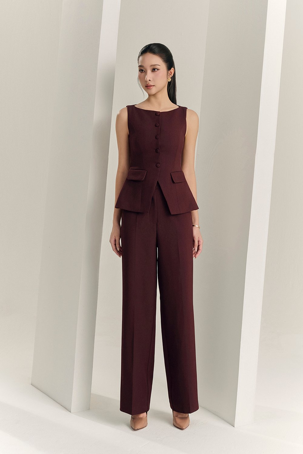 Narissa Tailored Vest Top in Merlot
