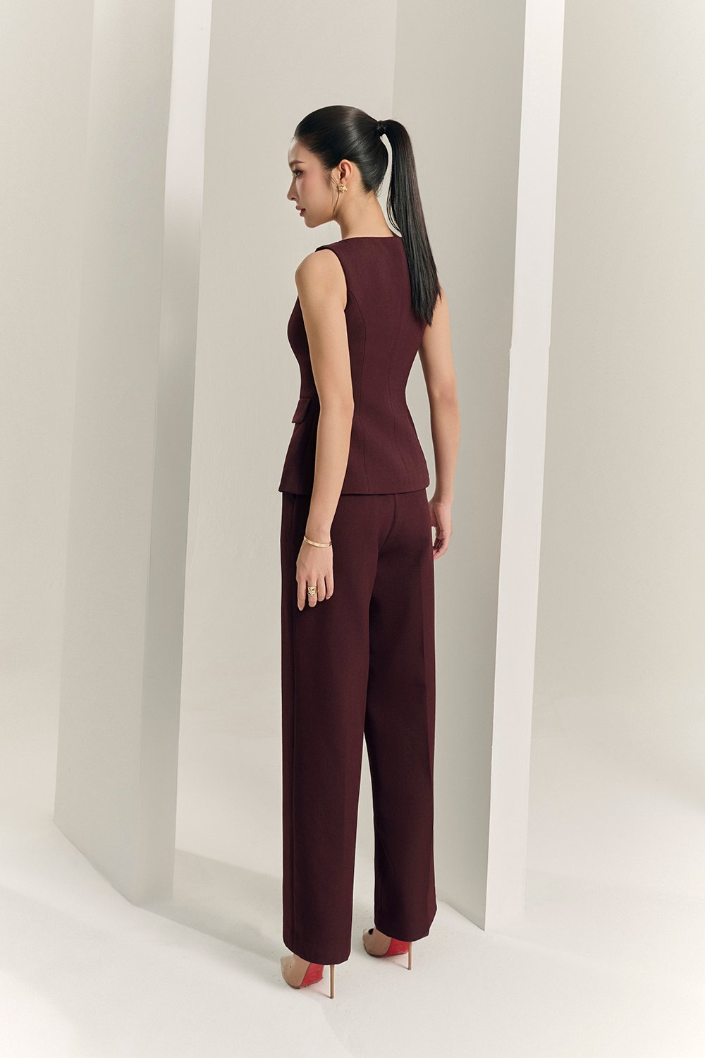 Narissa Tailored Vest Top in Merlot