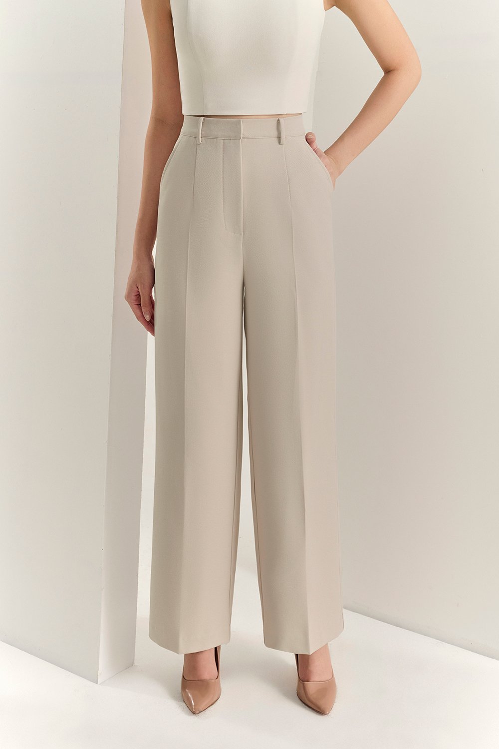 Rowena Straight Pants in Greige Stone