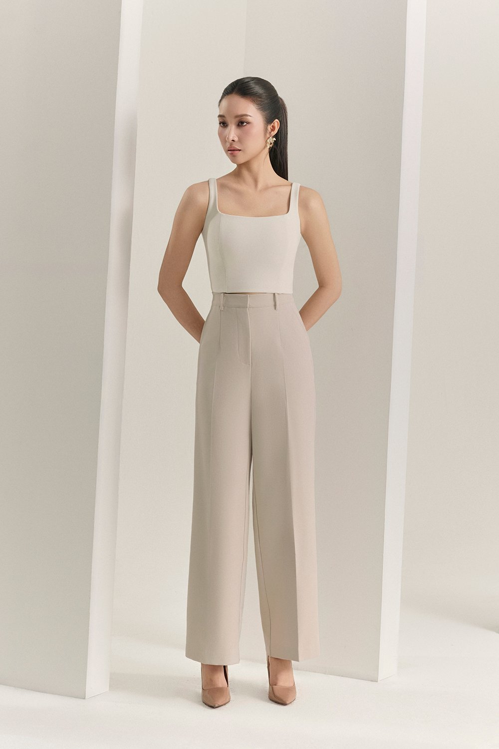 Rowena Straight Pants in Greige Stone