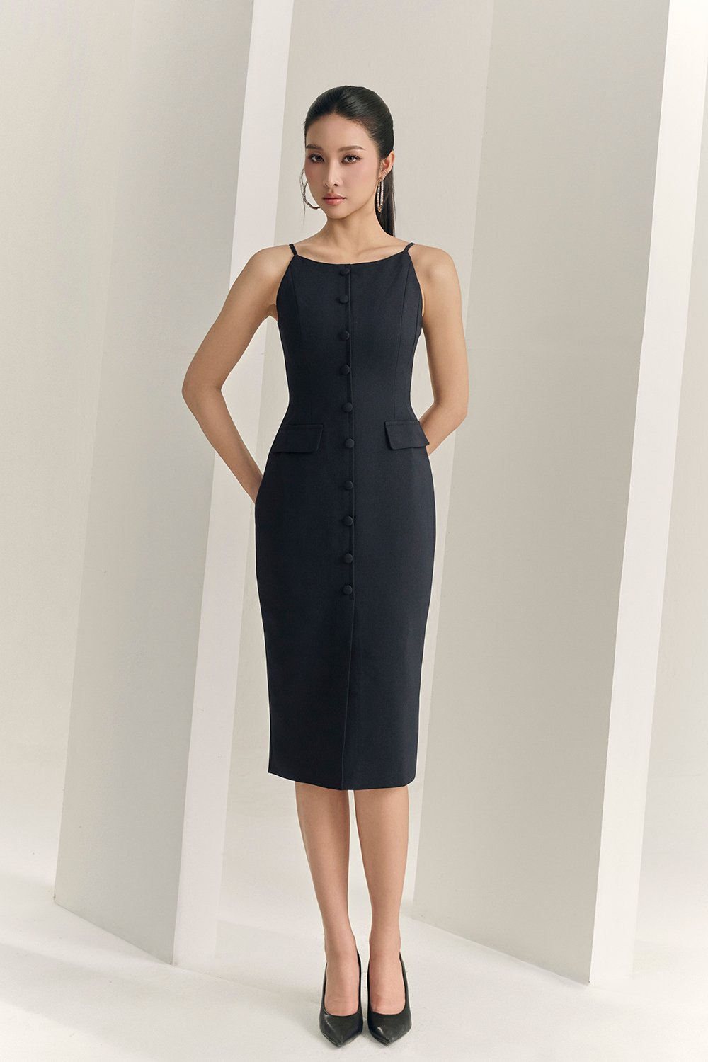 Veda Padded Strappy Pencil Dress in Midnight Blue