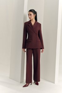 Renna Tailored Blazer in Merlot