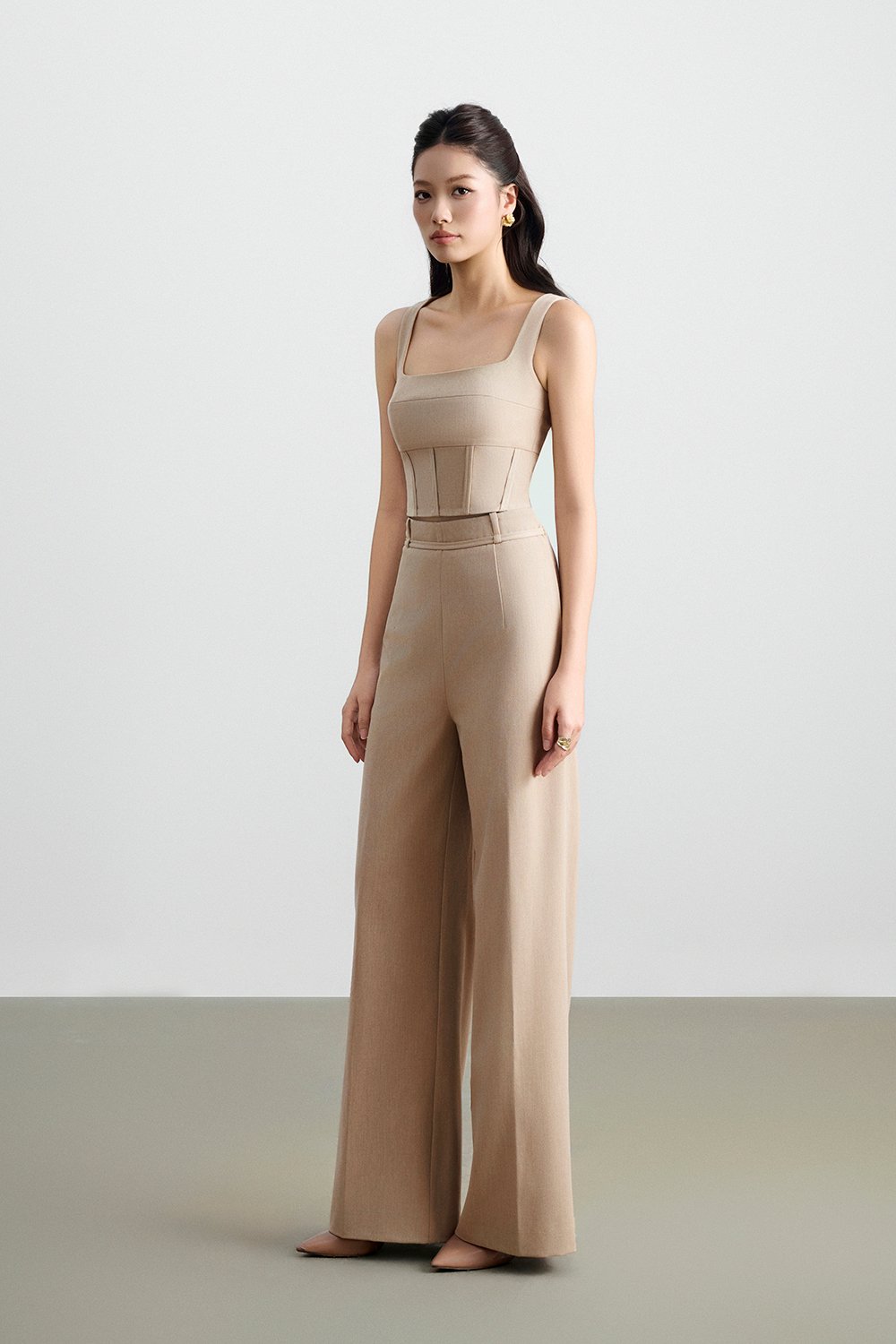 Arden Padded Square Neck Cropped Top in Ecru
