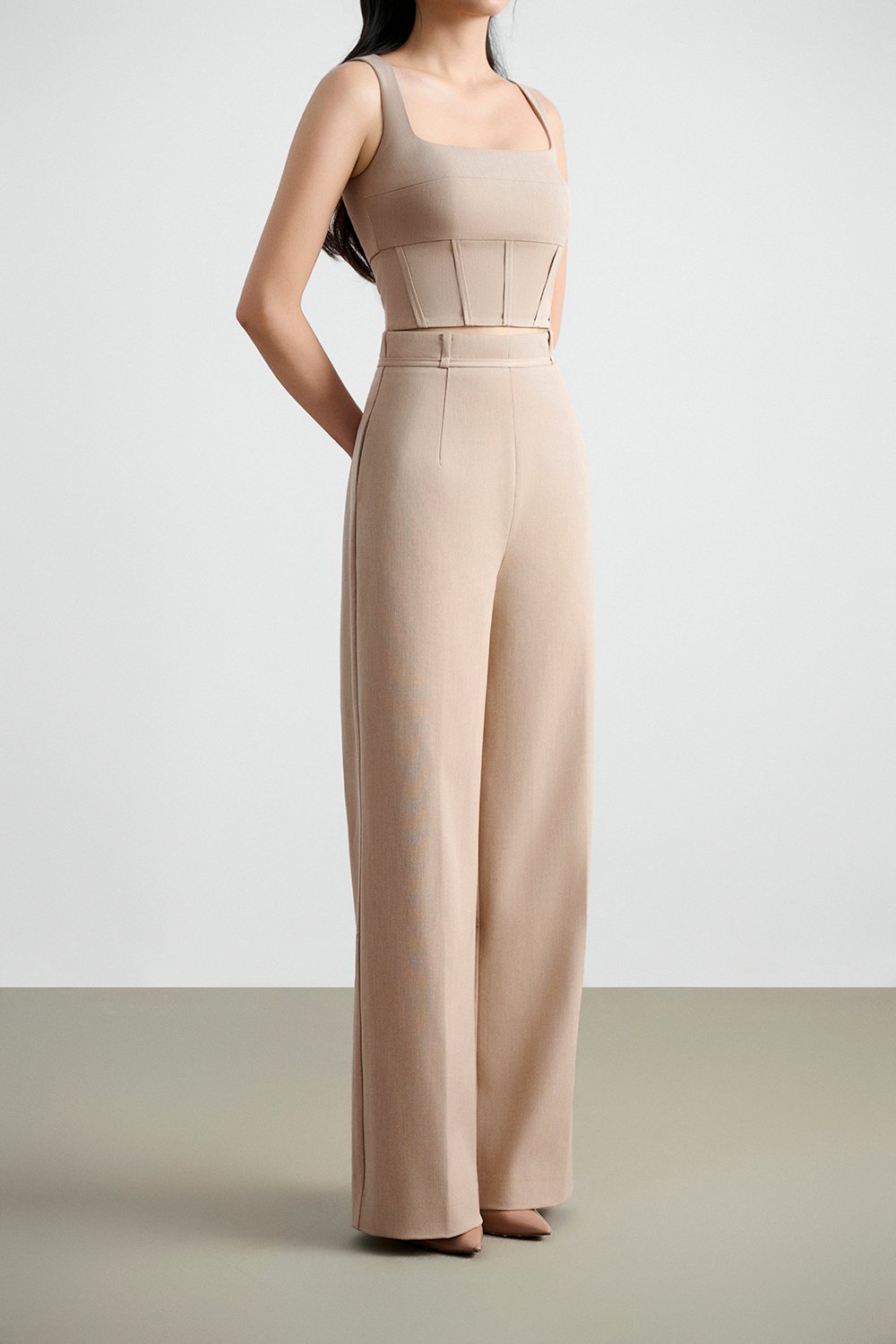 Arden Padded Square Neck Cropped Top in Ecru
