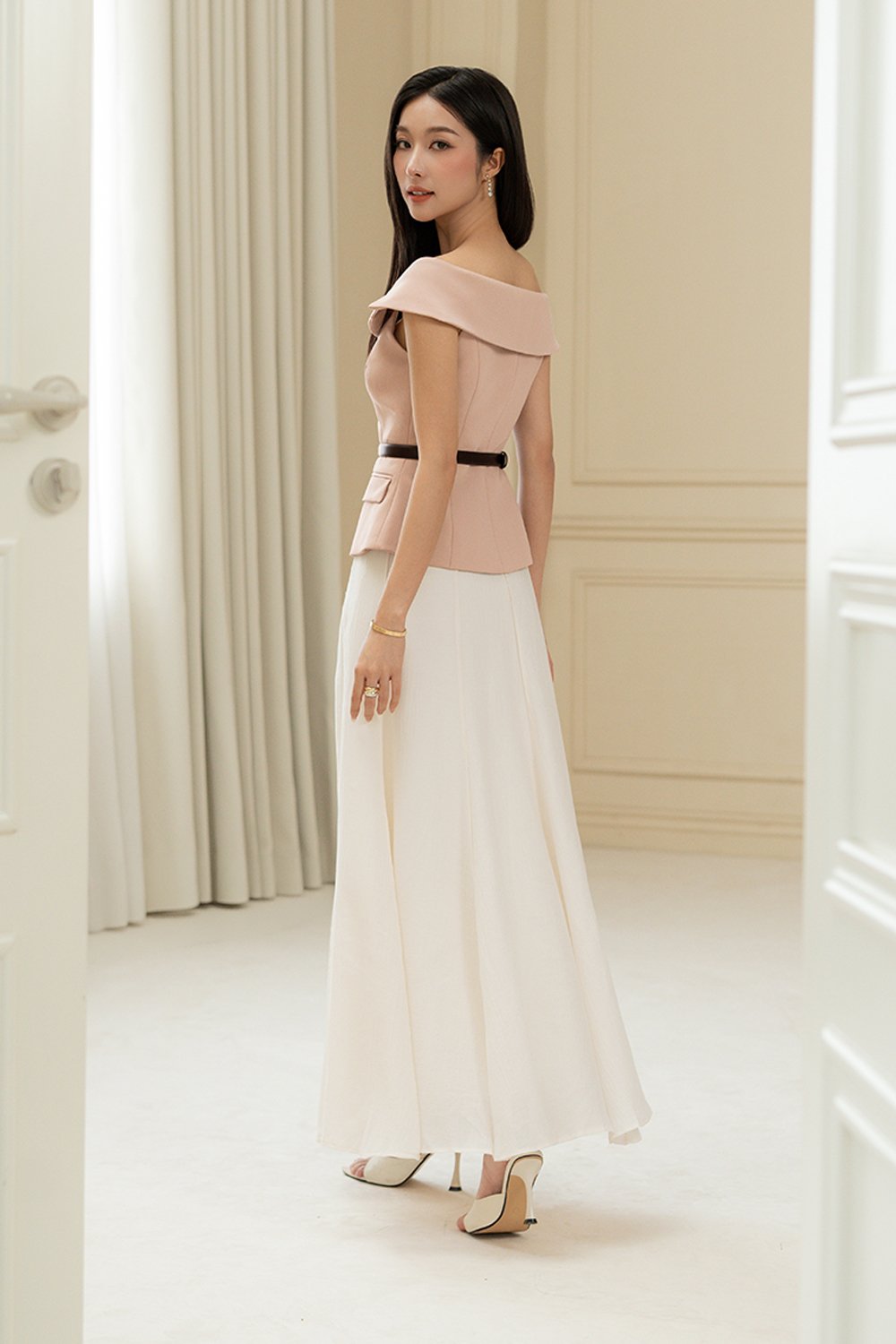 Delia Off Shoulder Tailored Top in Dusty Pink