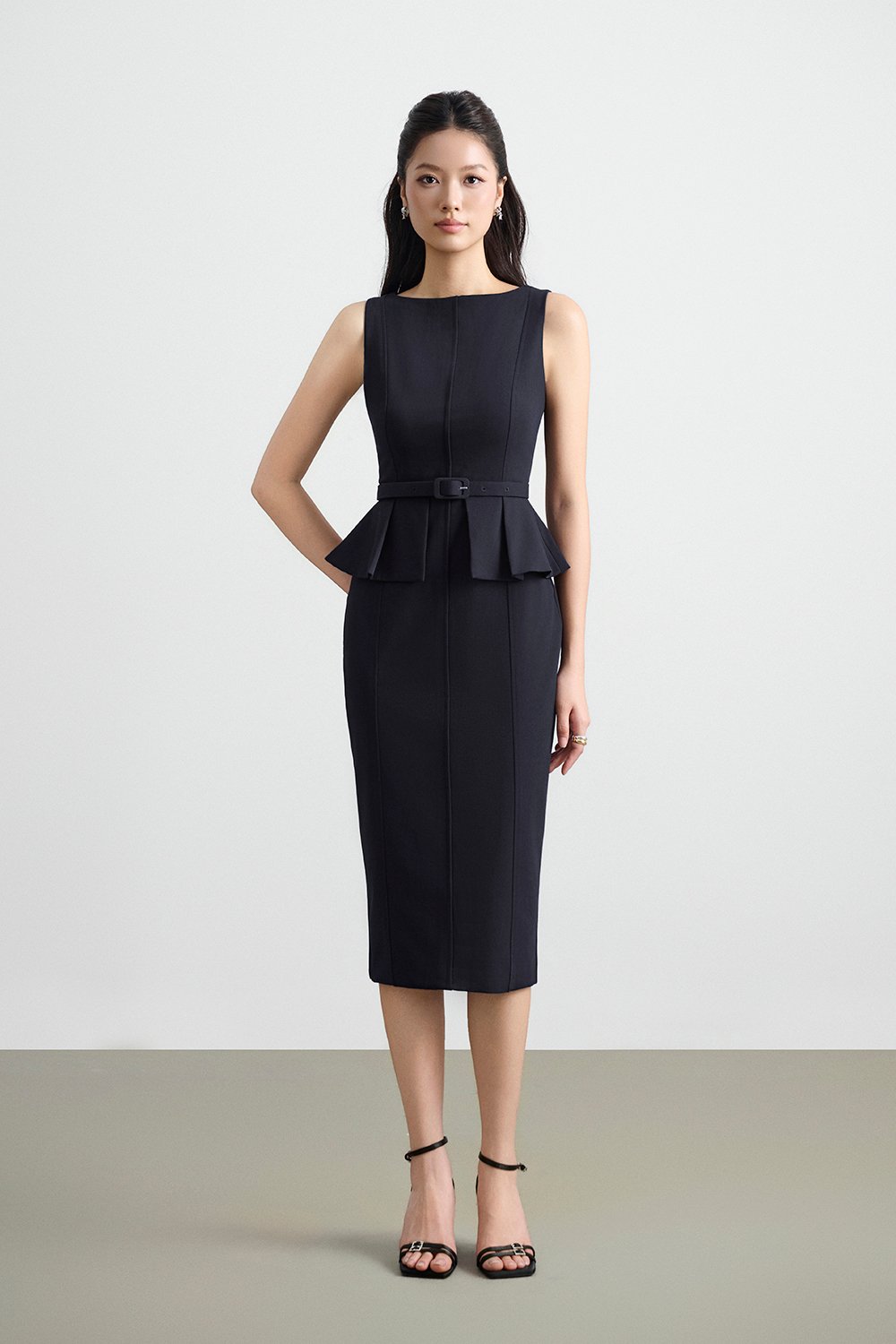Geraldine Padded Peplum Pencil Dress in Deep Navy