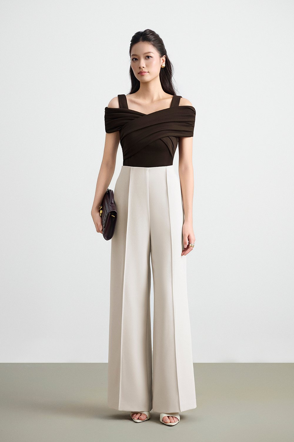 Julinne Padded Ruched Top in Espresso