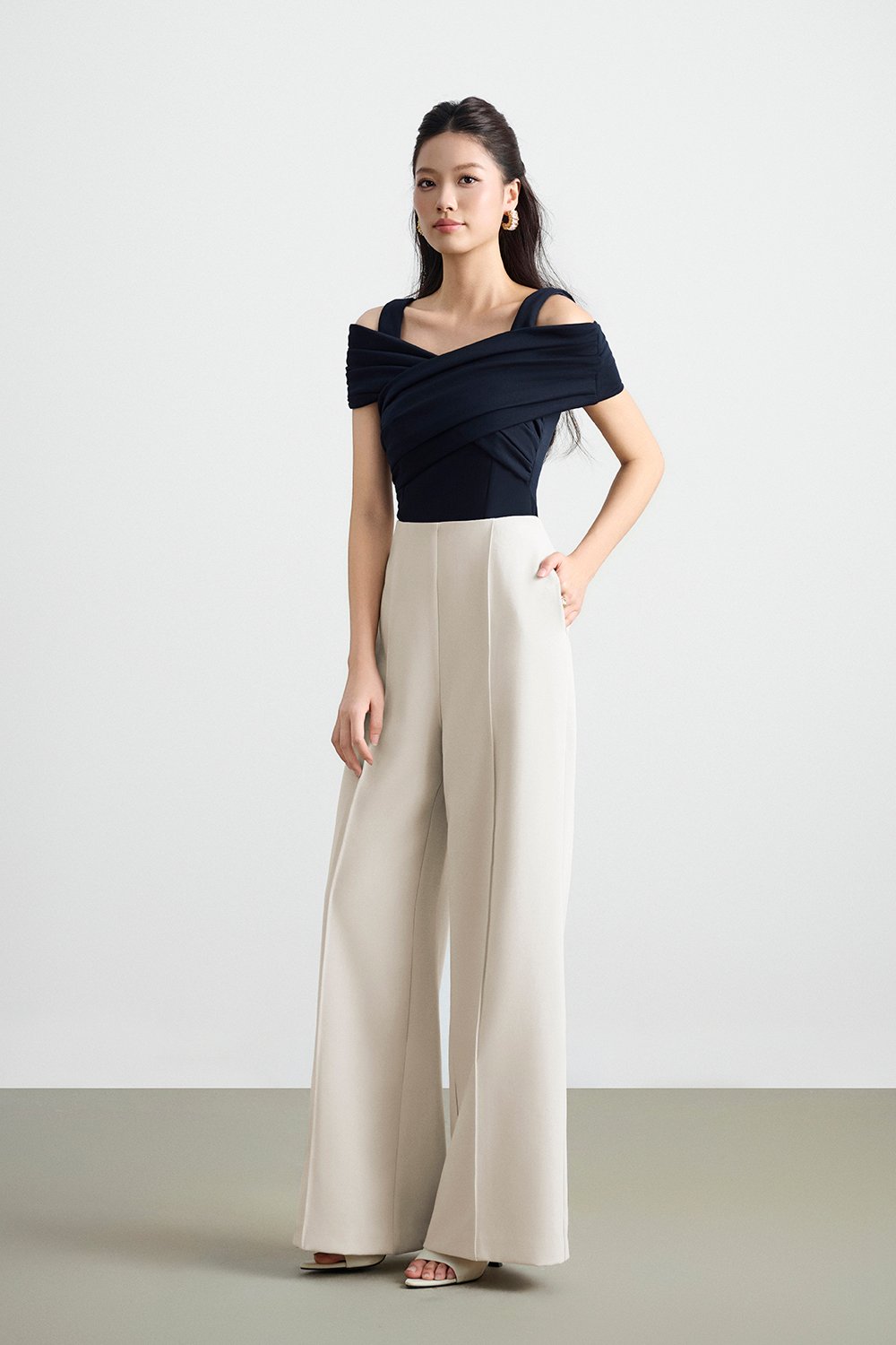 Julinne Padded Ruched Top in Navy Blue