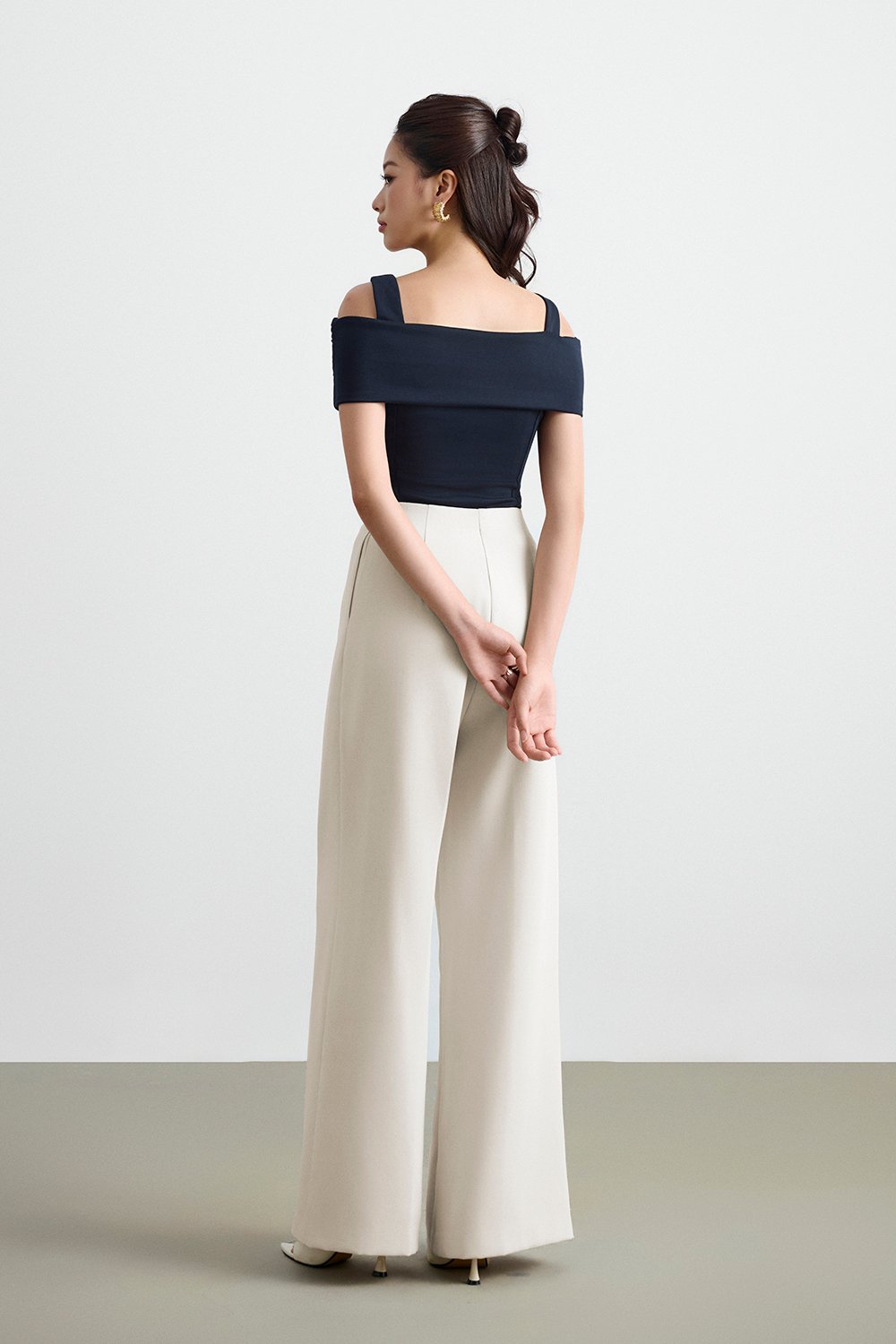 Julinne Padded Ruched Top in Navy Blue