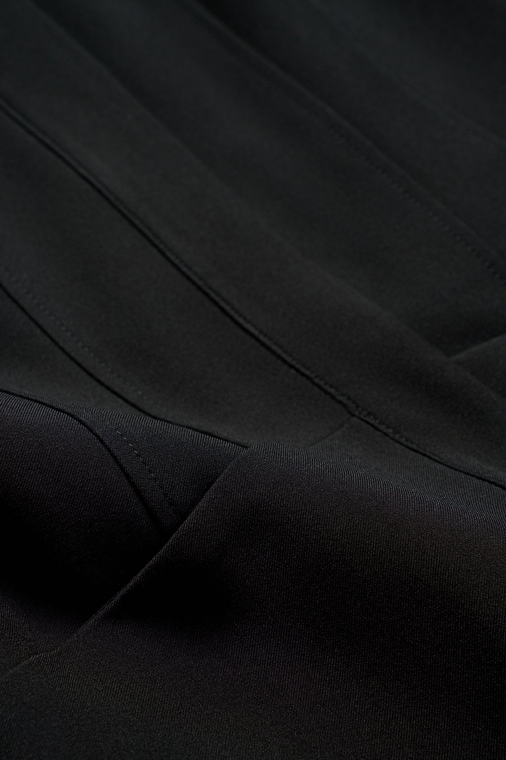 Noreen Collared Pencil Dress in Classic Black