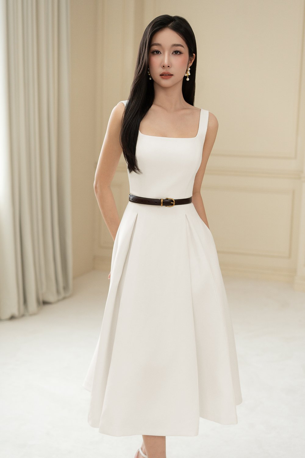 Talia Padded Flare Midi Dress with Detachable Bow Belt in Iconic White