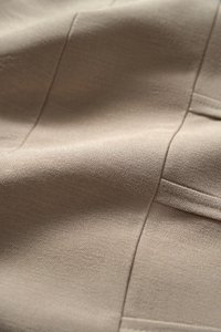 Arden Padded Square Neck Cropped Top in Ecru